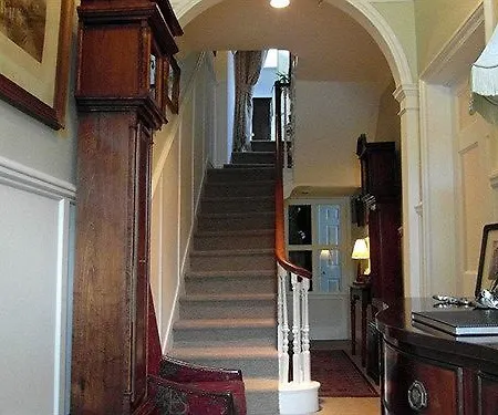 فندق مبيت وإفطار Saint Hilda's House ويتبي