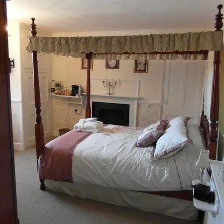 فندق مبيت وإفطار Saint Hilda's House