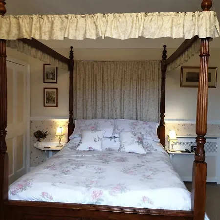 Saint Hilda's House Bed & Breakfast