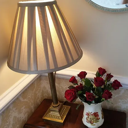 Saint Hilda's House 5* ويتبي