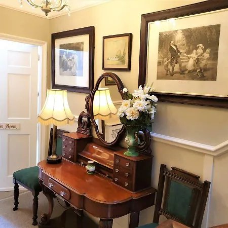 Saint Hilda's House 5* Whitby