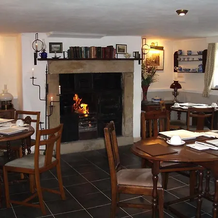 Saint Hilda's House 5*